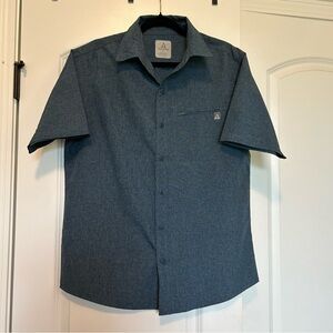 ASCEND men’s bress shirt